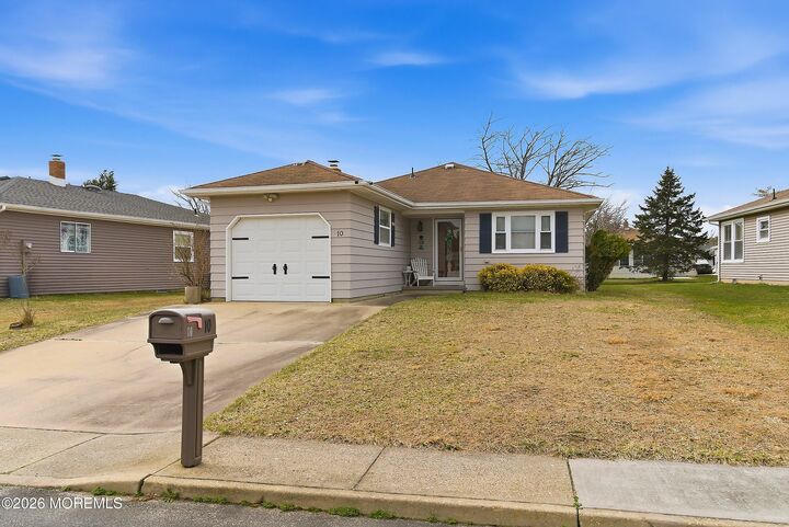 Property Photo:  10 Abaco Street  NJ 08757 