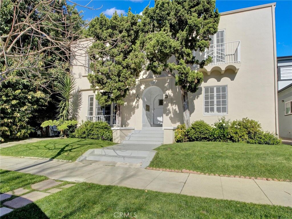 Property Photo: 9949 Young Drive 204 CA 90212