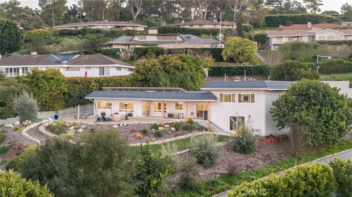 Property Photo:  28829 Crestridge  CA 90275 