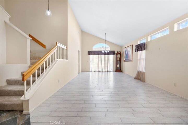 Property Photo:  25300 Corte Sombrero  CA 92563 