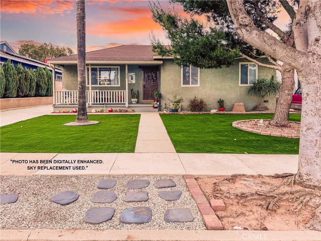 Property Photo:  1004 Firmona  CA 90278 