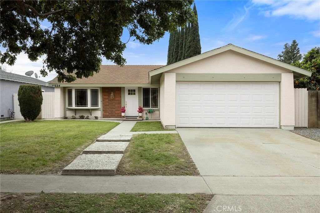 Property Photo:  11524 Jerry St  CA 90703 