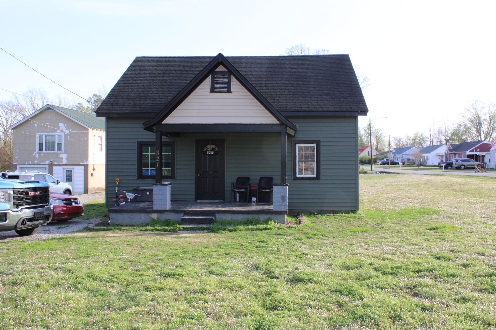 Property Photo:  321 W Short St  TN 37355 