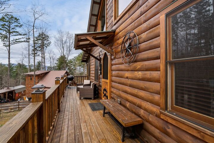 Property Photo:  294 Whispering Hills Road  NC 28906 