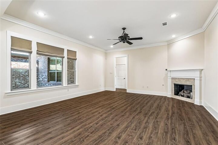 Property Photo:  525 Rue Jardins  LA 70433 