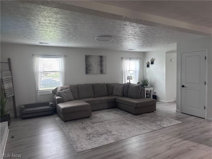 Property Photo: 2620 Pine Oak Court OH 44446