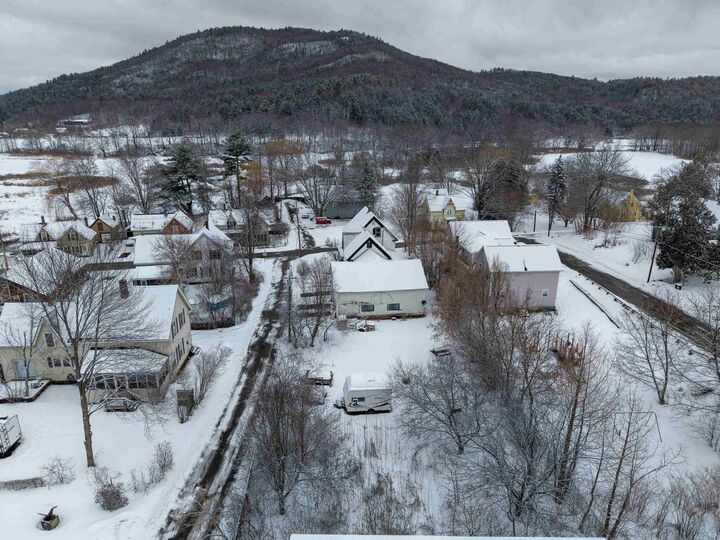 Property Photo:  41 Ammonoosuc Street  NH 03785 