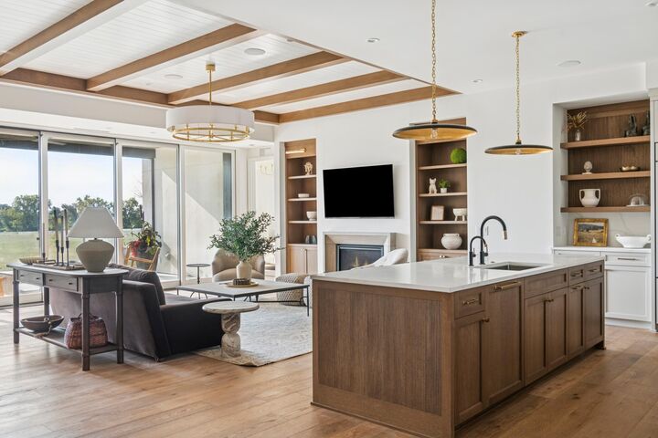 Property Photo:  2408 Commerce Boulevard 201  MN 55364 