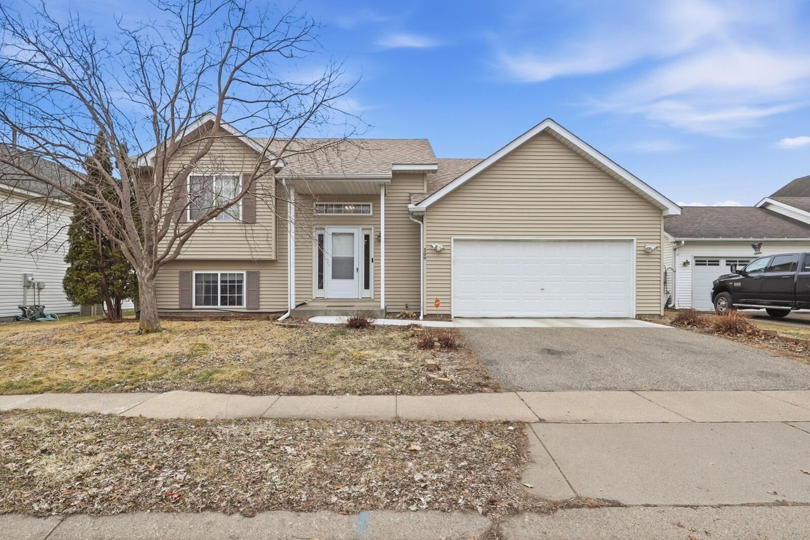 Property Photo:  509 11th Street  MN 55024 