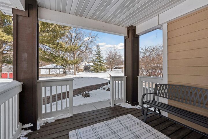 Property Photo:  4807 34th Avenue N  MN 55422 