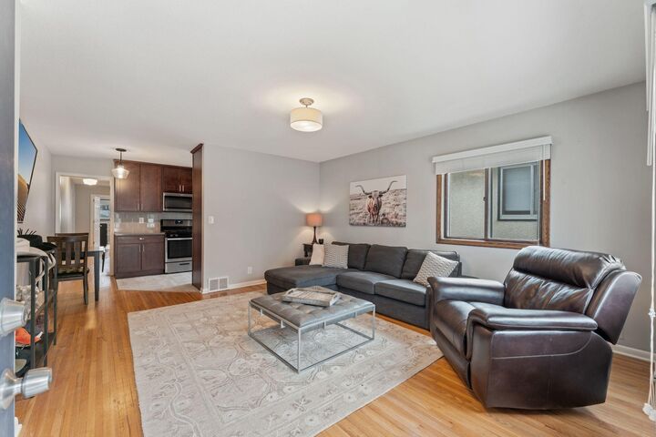 Property Photo:  5725 Xerxes Avenue S  MN 55410 