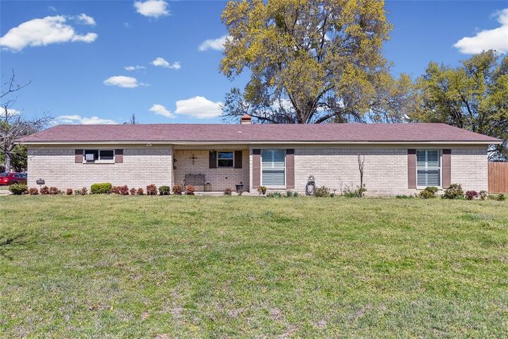 Property Photo:  1901 College Street  TX 75482 