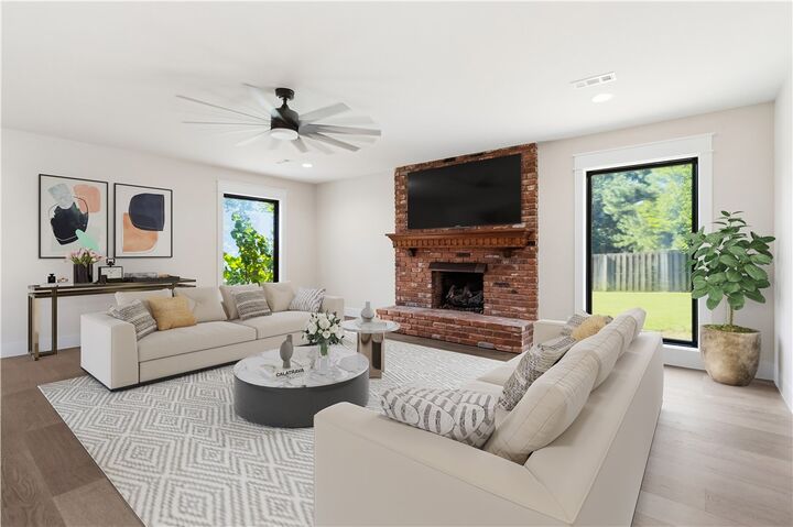 Property Photo: 1409 Oaks Manor Drive AR 72703