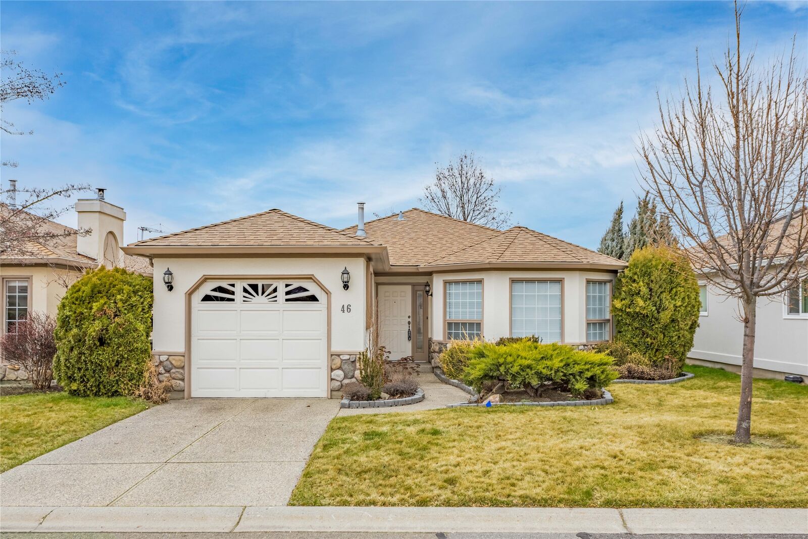 Property Photo:  1201 Cameron Avenue 46  BC V1W 3R8 