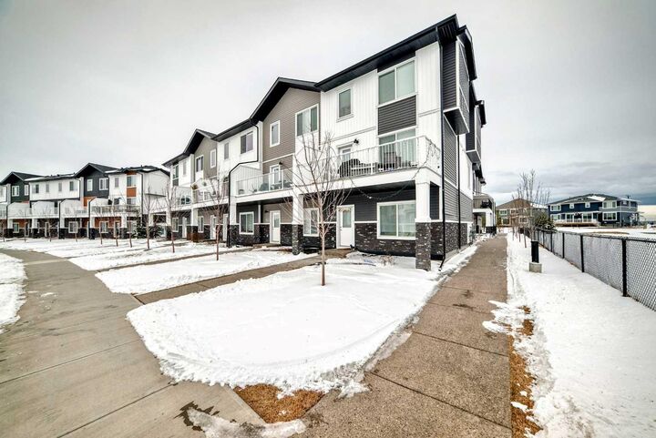 Property Photo: 280 Chelsea Road 604 AB T1X 2P4