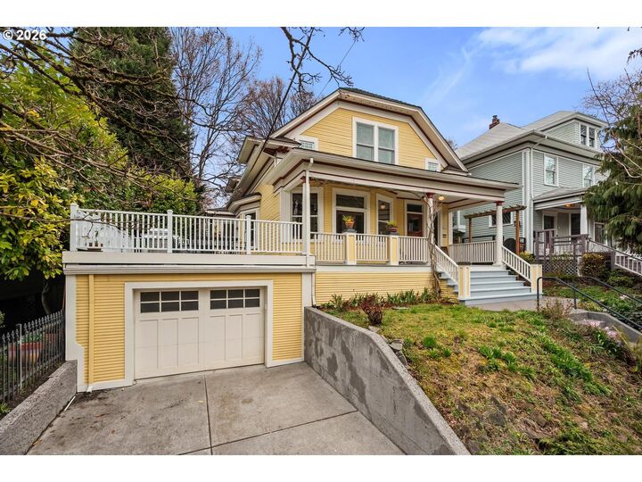 Property Photo: 1427 SE Taylor St OR 97214