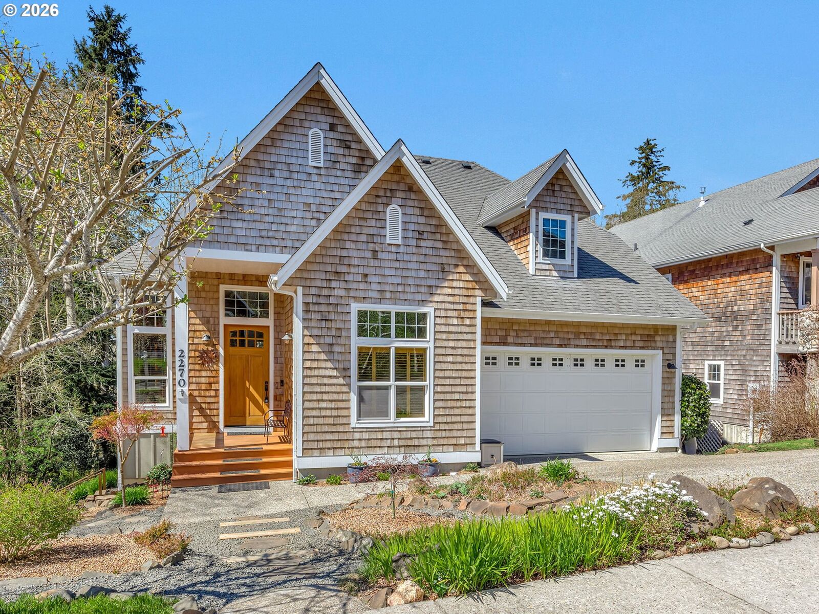 Property Photo:  2270 Skyline Dr  OR 97138 