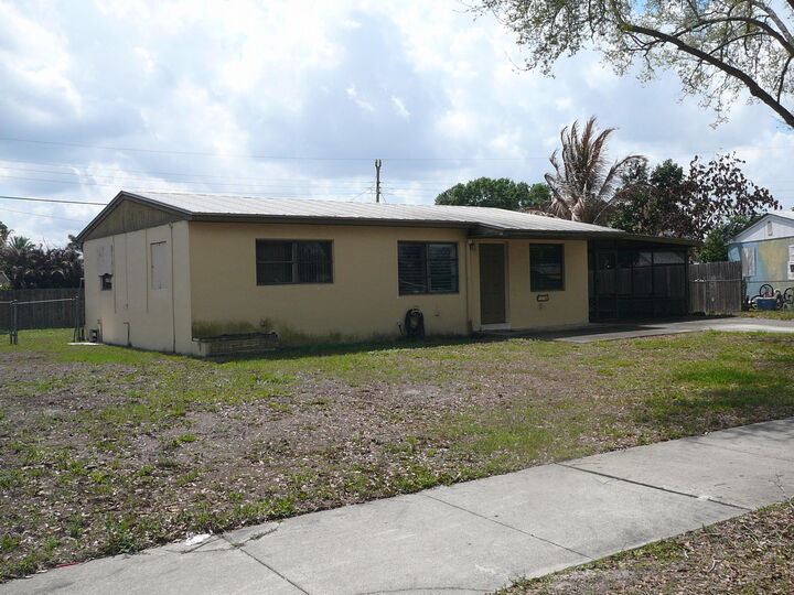Property Photo:  15102 SW Chickee Street  FL 34956 