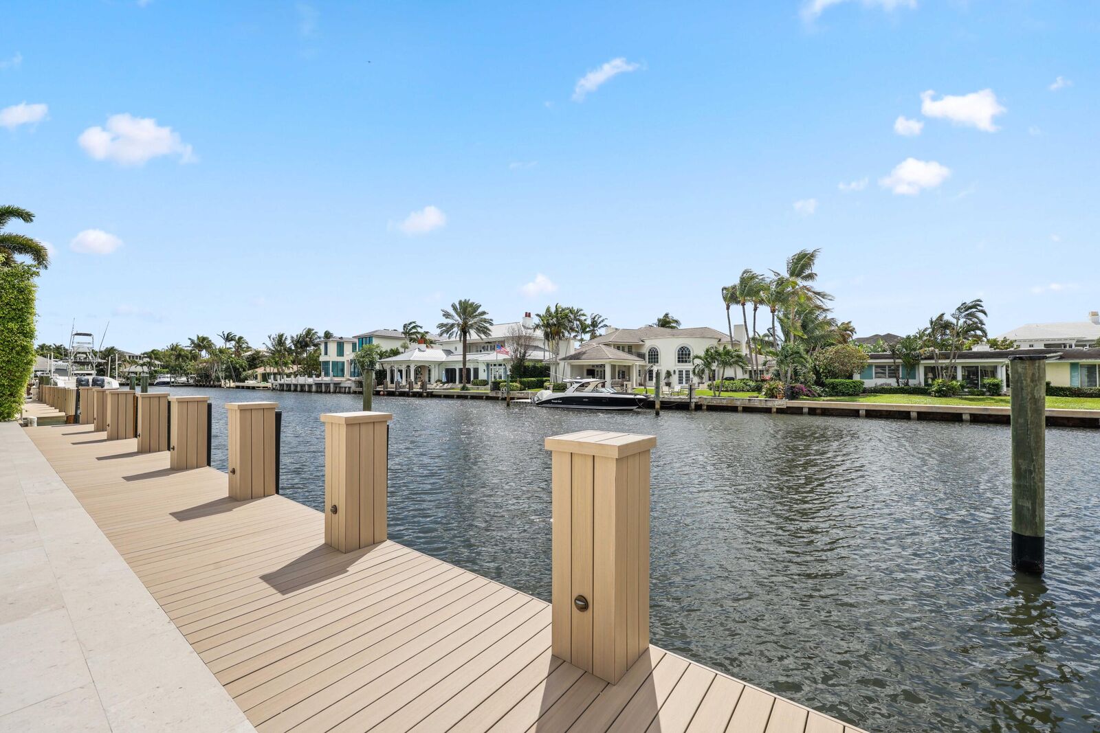 Property Photo:  1102 Island Drive  FL 33483 