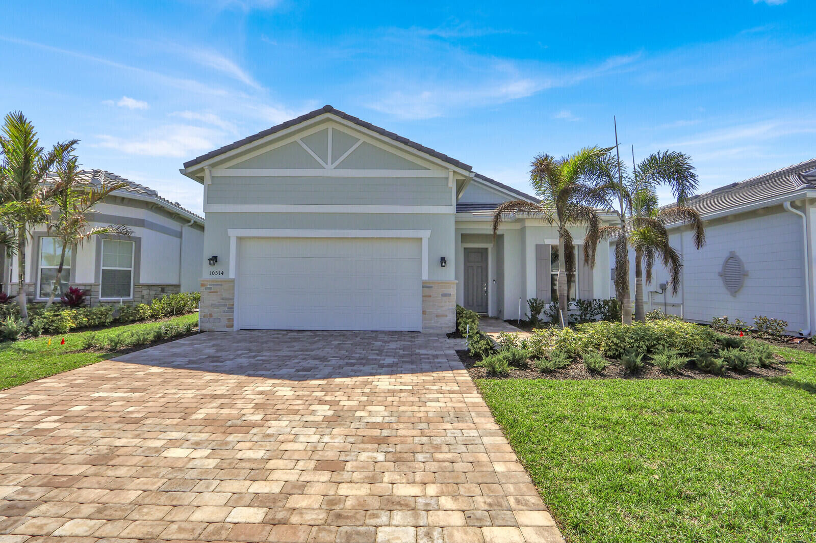 Property Photo: 10514 Northbrook Circle FL 33412