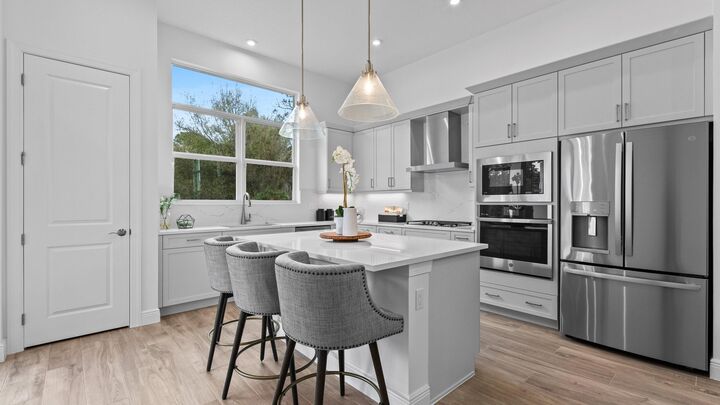 Property Photo:  232 SE Via Sangro  FL 34952 