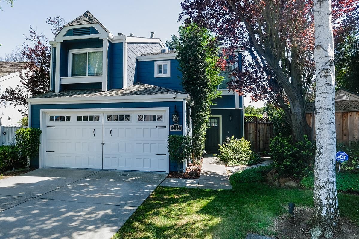 Property Photo:  915 Oak Park Drive  CA 95037 