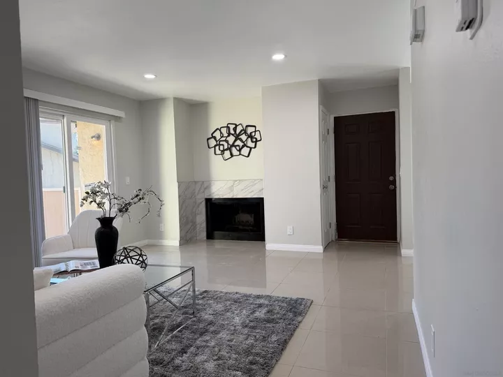 Property Photo: 621 R Ave 24 CA 91950