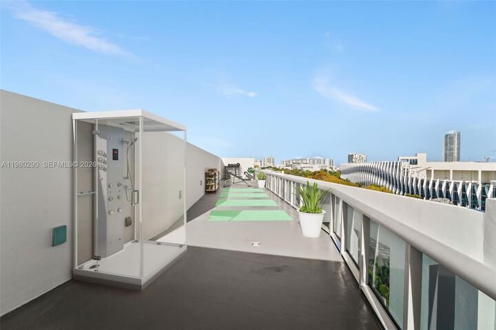 Property Photo:  2001 Meridian Ave Ph-16  FL 33139 