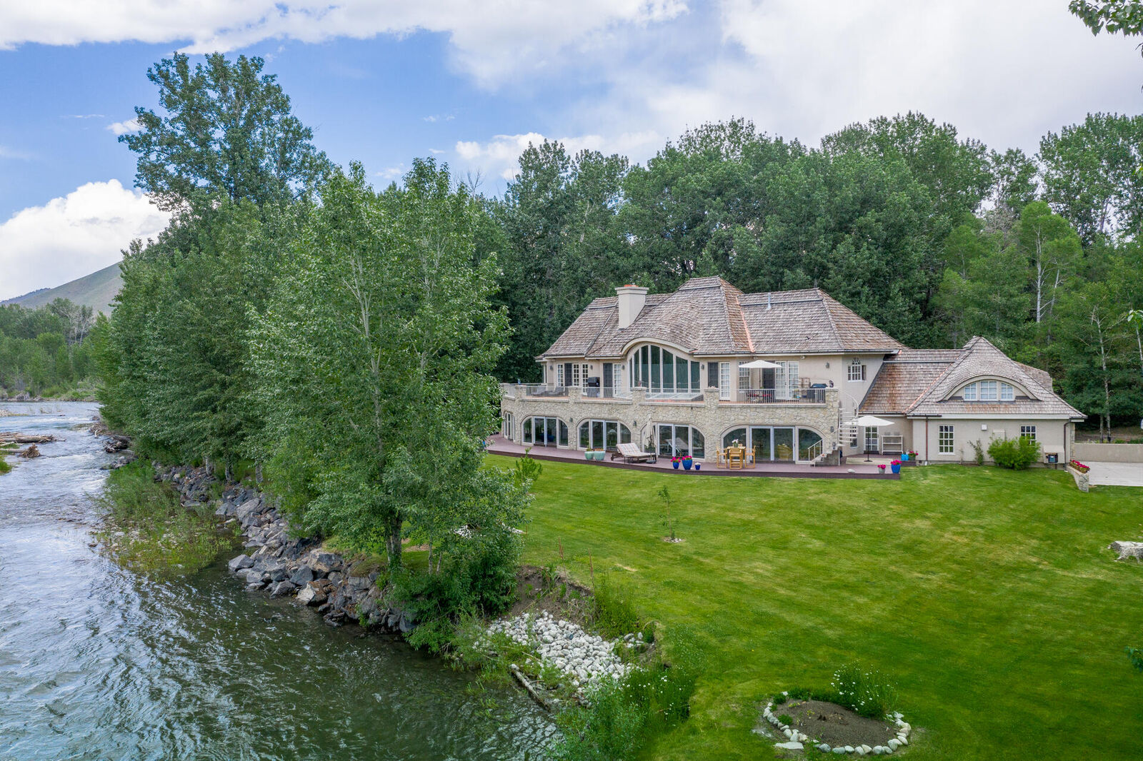 Property Photo: 114 Deer Creek Lane ID 83333