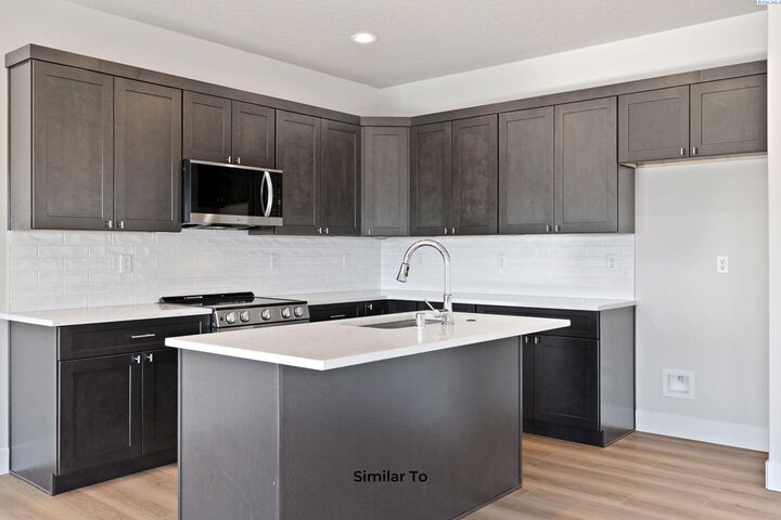 Property Photo:  10490 Clearwater Dr  WA 99336 