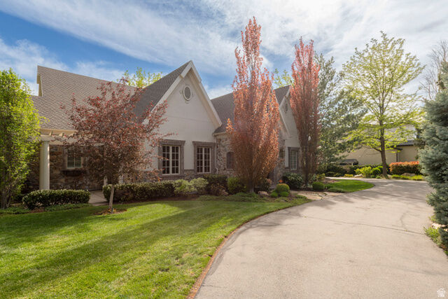 Property Photo:  2620 E Casto Ln  UT 84117 