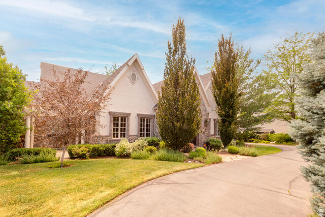 Property Photo:  2620 E Casto Ln  UT 84117 