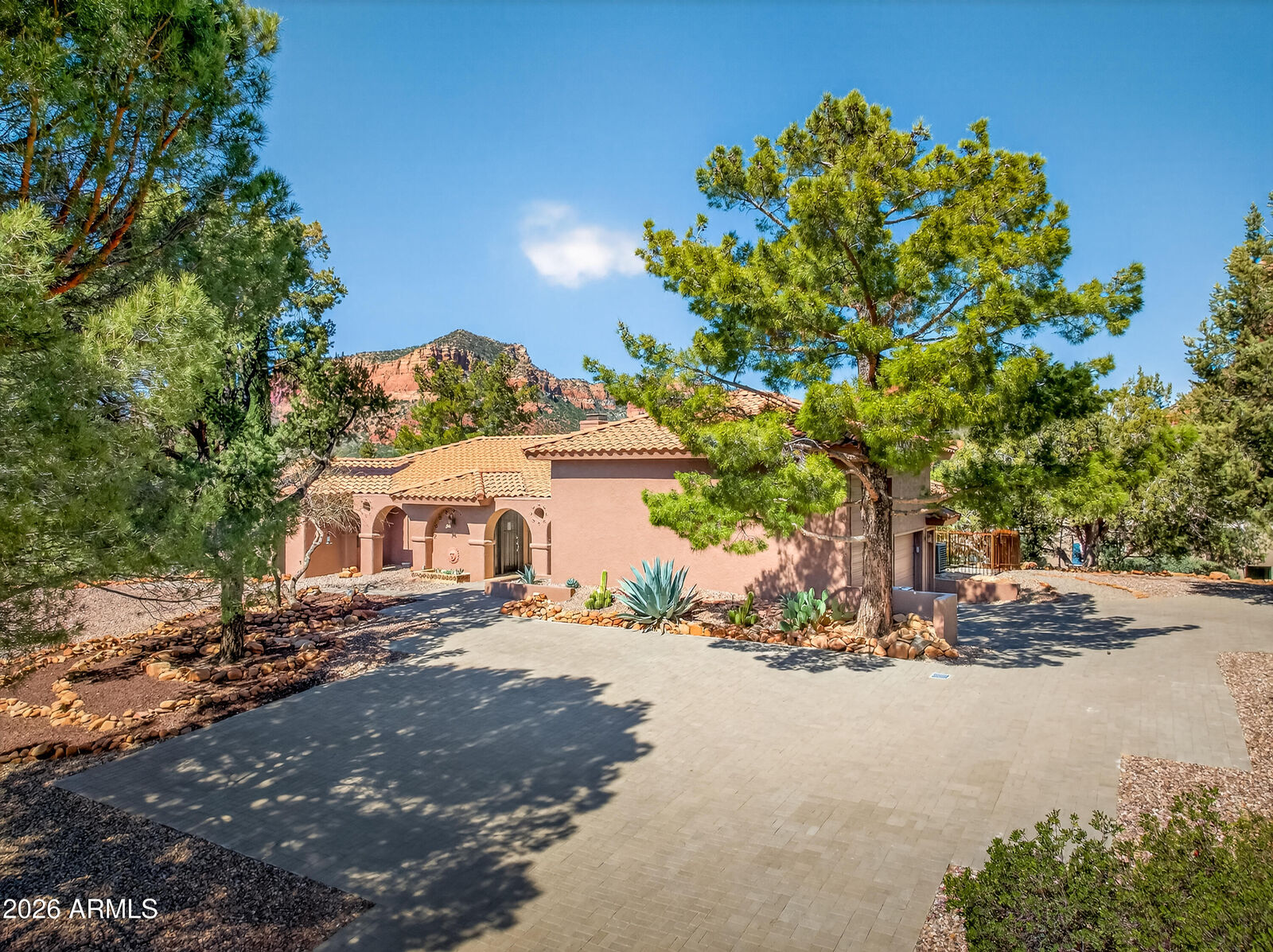 Property Photo:  105 Concho Way  AZ 86351 