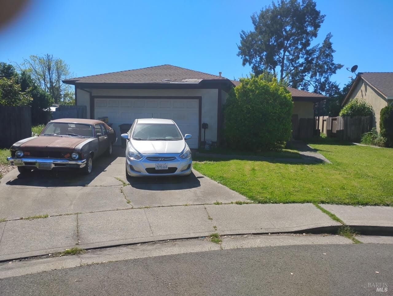 Property Photo: 883 Inverness Court CA 94533