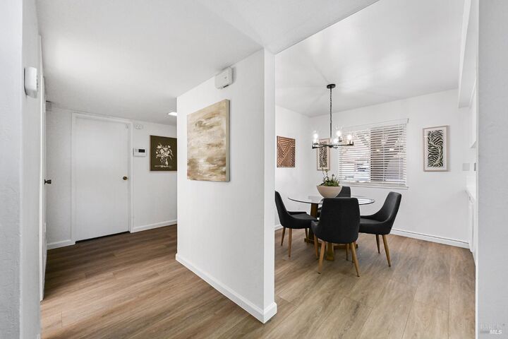 Property Photo:  91 Grande Paseo  CA 94903 