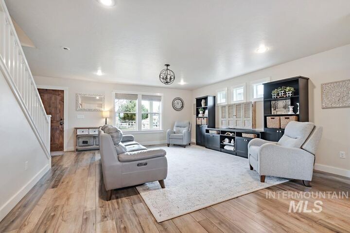 Property Photo:  23800 Breyer Rd  ID 83607 