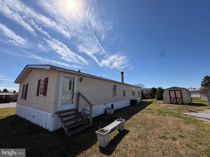 Property Photo:  217 Holly Court  DE 19701 