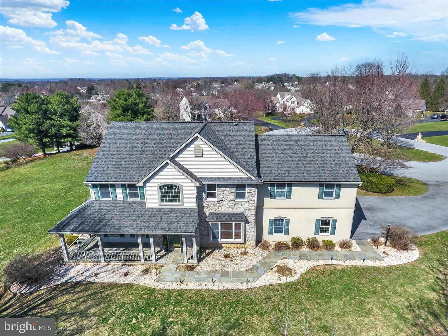 Property Photo:  1026 Glenwood Ln L-0254  PA 17042 