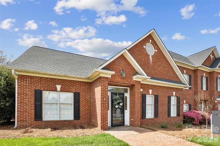 Property Photo:  100 Warrington Place  SC 29732 