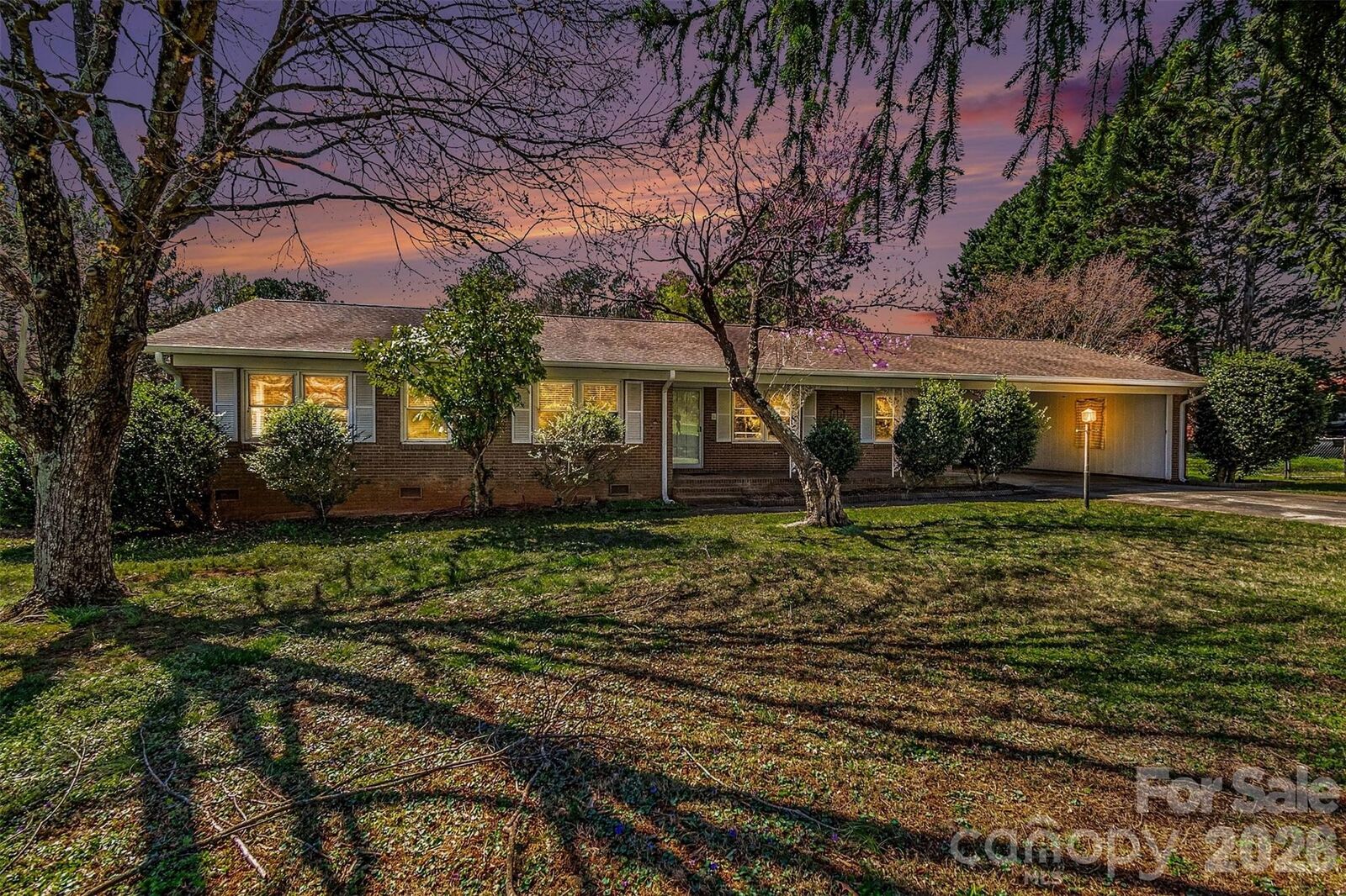 Property Photo: 1388 Smith Farm Road NC 28092