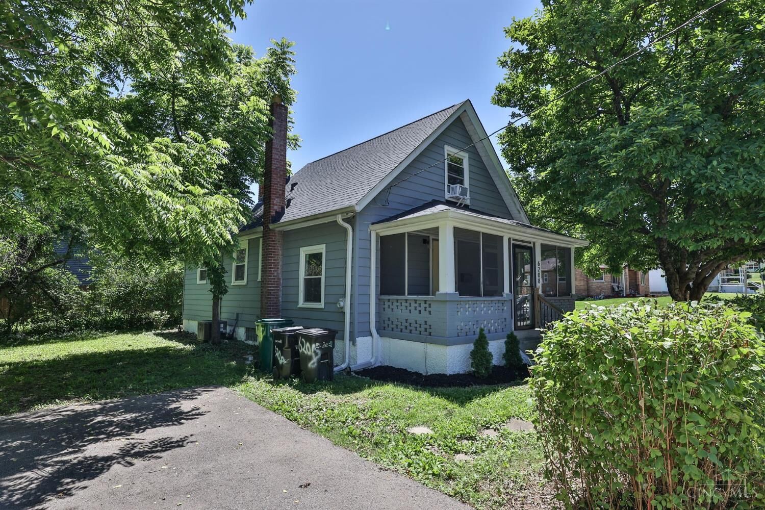 Property Photo:  3765 Iona Avenue  OH 45213 