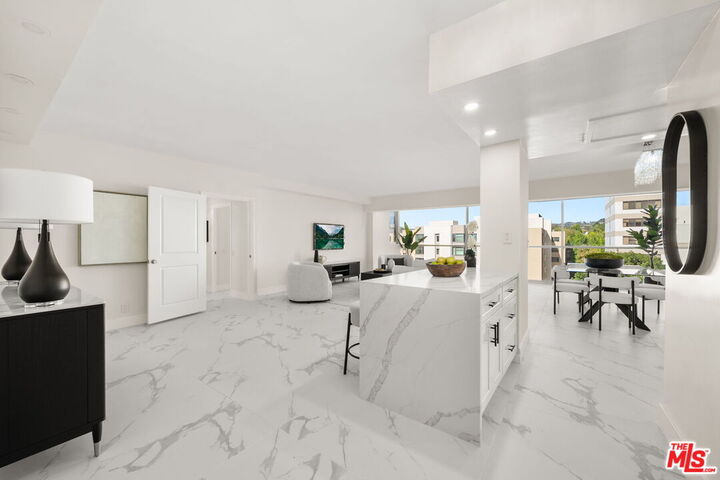 Property Photo: 10450 Wilshire Blvd CA 90024