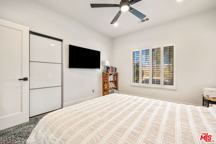 Property Photo:  1079 Alta Cresta  CA 92262 