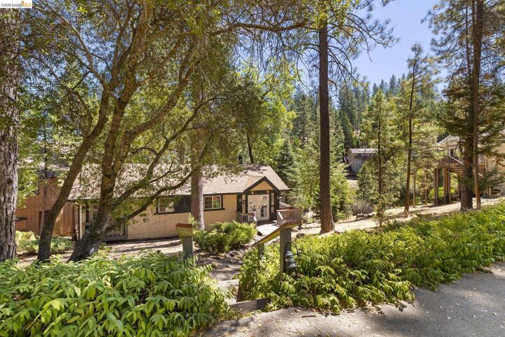 Property Photo:  19824 Pine Mountain Dr  CA 95321 