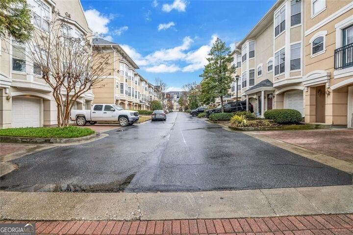 Property Photo:  375 Highland Avenue NE 1002  GA 30312 