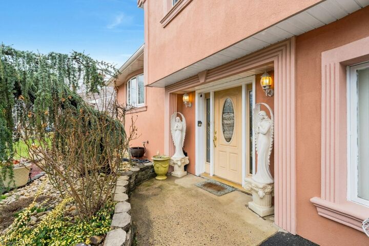 Property Photo:  8 Monaghan Rd  NJ 08817 