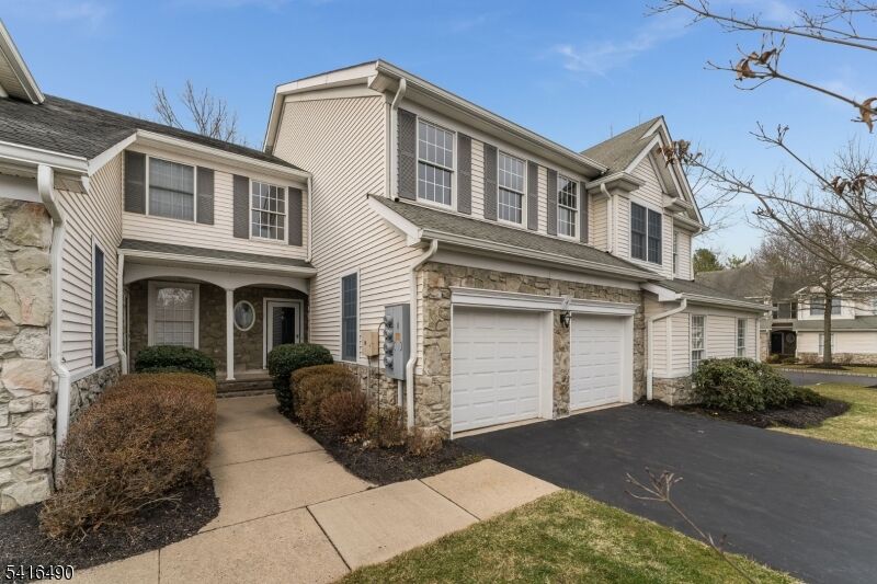 Property Photo:  4 Pinehurst Cir  NJ 08801 