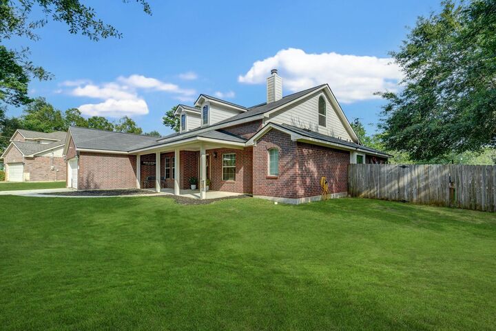 Property Photo: 26971 Sabinal Trail TX 77355