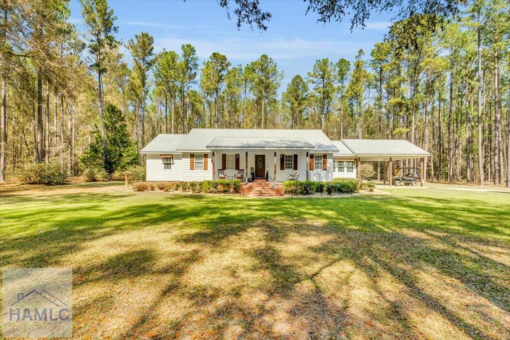 Property Photo:  5200 Old River Road  GA 30415 