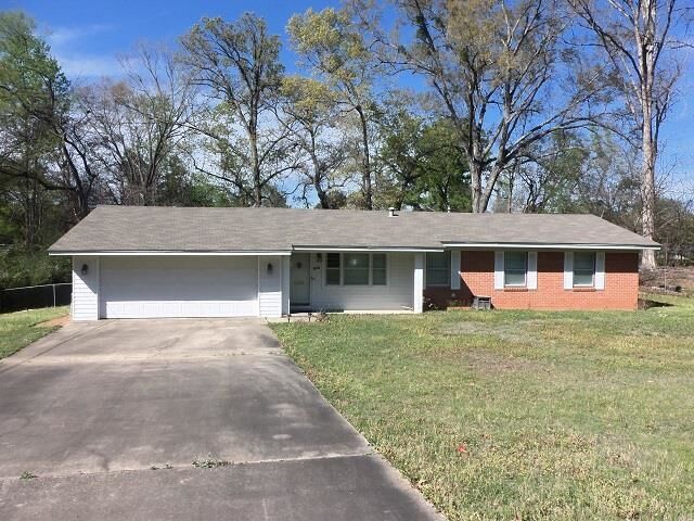 Property Photo: 521 Camp Street TX 75662